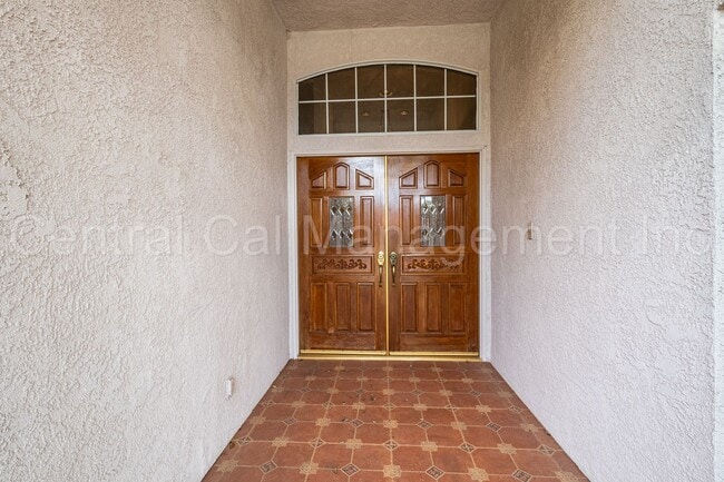 Photo - 4 Bedroom/2.5 Bath Home with Paid Solar an...