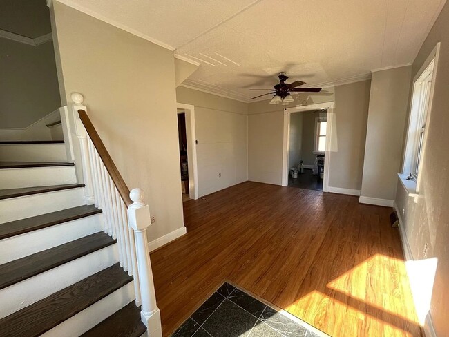 Renovated 3BR / 2BA home near Forest Hill ... - Renovated 3BR / 2BA home near Forest Hill ...