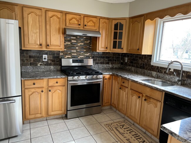 Building Photo - 1 Wright Pl