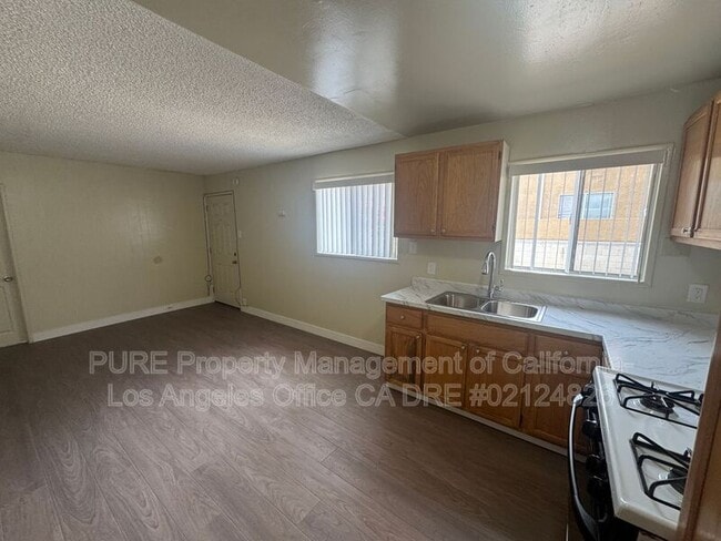 Photo - 14601 Osage Ave