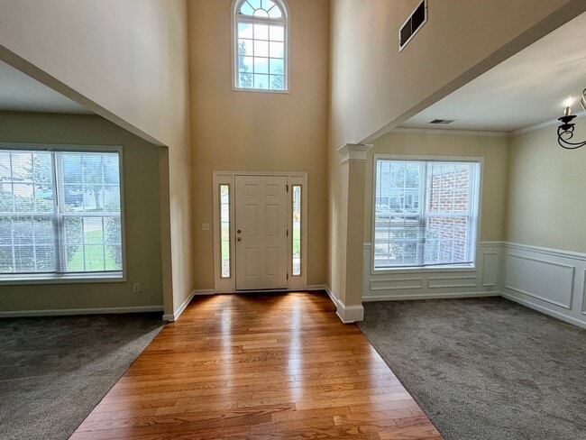 Photo - 1324 Emory Ln NW