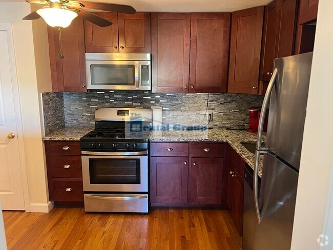 Building Photo - 215 Massachusetts Ave Unit 1 Rental