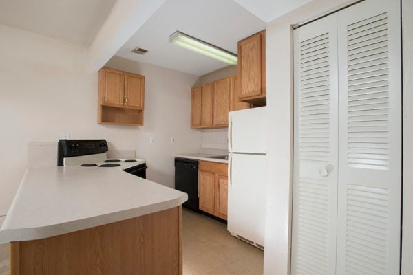 Photo - Parkway Apartments