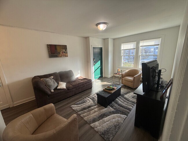 Photo - 441 Manor Pl NW Unit Apt 2