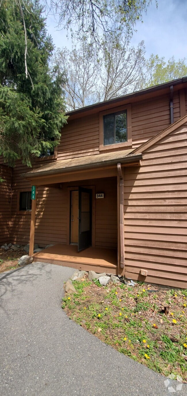 Building Photo - 344 Crewe Ct Rental
