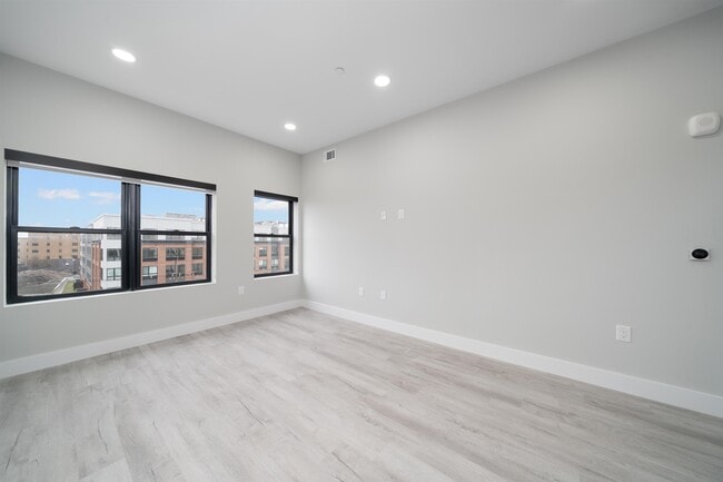 Photo - 187 Culver Ave Unit 509