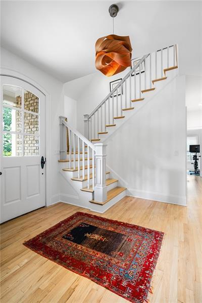 Photo - 1280 Becket Dr NE