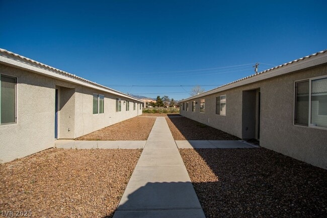 Photo - 2021 S Dandelion St