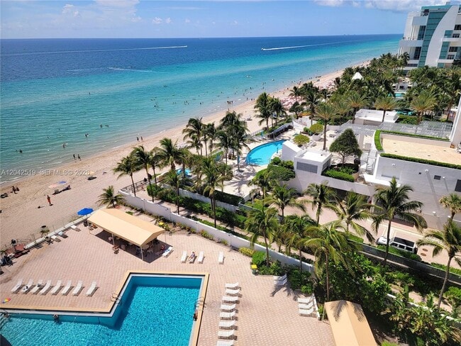Building Photo - 3505 S Ocean Dr Unit 412