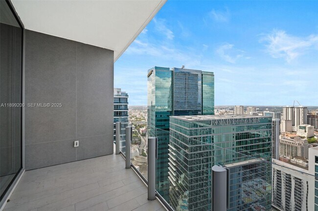 Photo - 300 Biscayne Blvd Way Unit 4909W