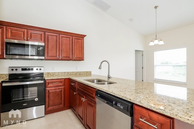 Photo - 9 Cecilia Way