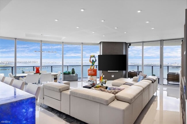 Photo - 3 br, 4 bath Condo - 488 NE 18th St Unit 4115 Unit 4115