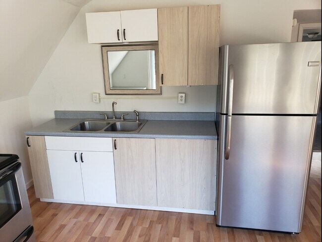 Photo - 1370 Middle Rd Unidad 2