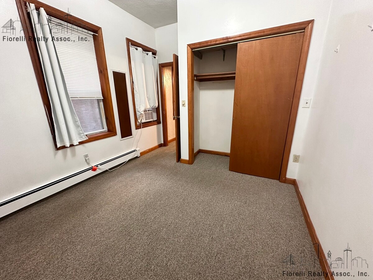 Photo - 186 Salem St Apartamentos Unidad 2