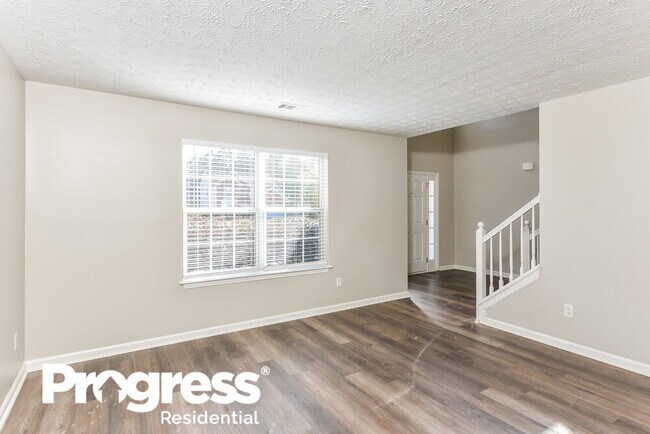 Photo - 2521 Meadow Pond Trail SW