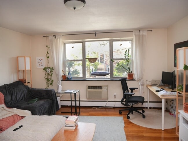 Photo - 217 Kent St Unidad 15