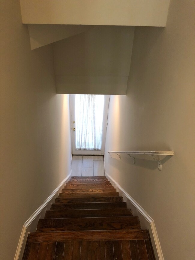 Photo - West End Giant