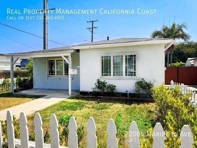 Building Photo - 22004 Mariposa Ave Rental