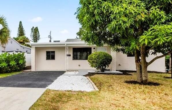 Photo - 133 SE 13th Ave