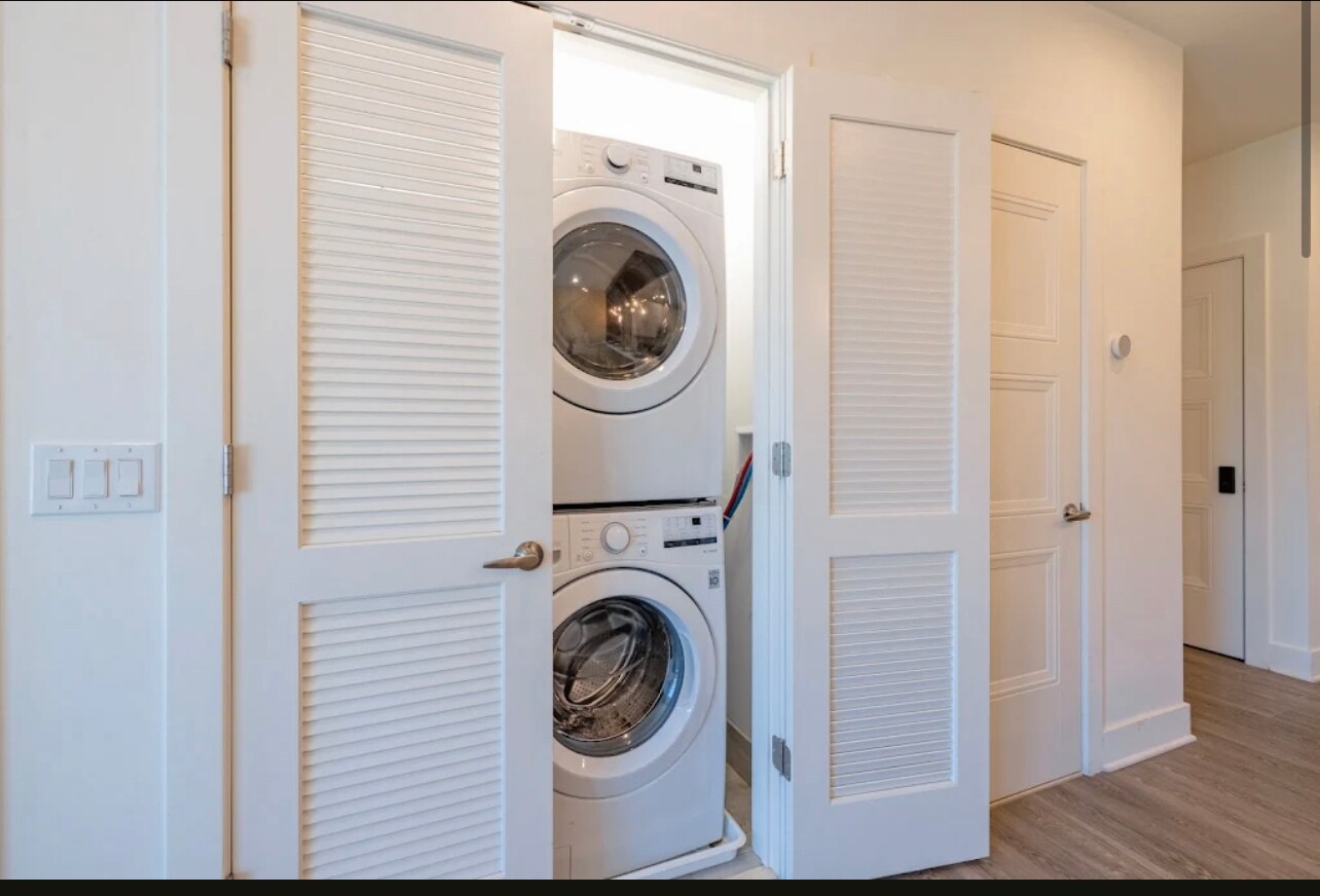 Photo - 45 William St