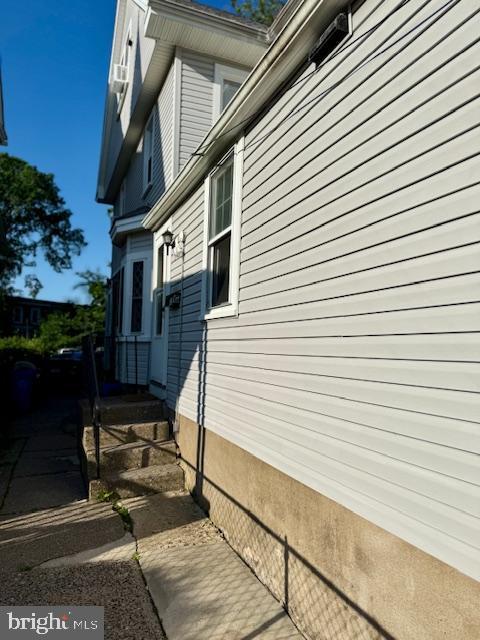 Building Photo - 414 West Ave Unit G