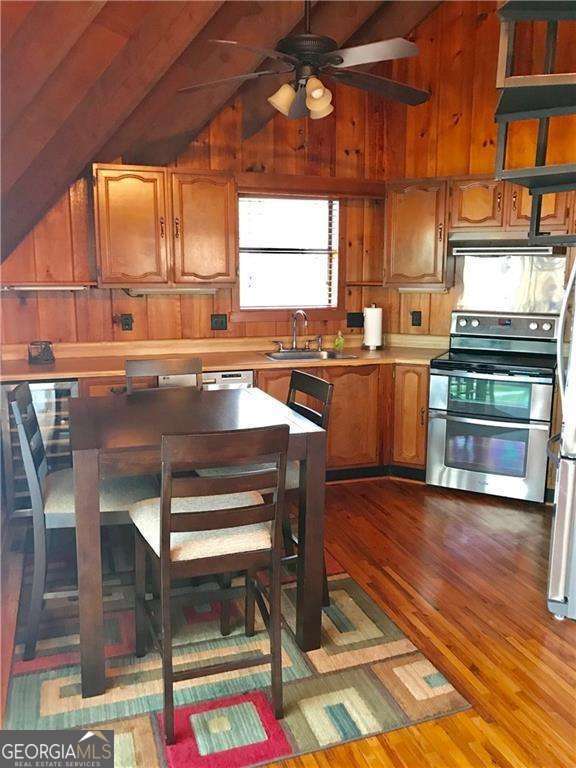 Photo - 3225 Lake Rd Cir