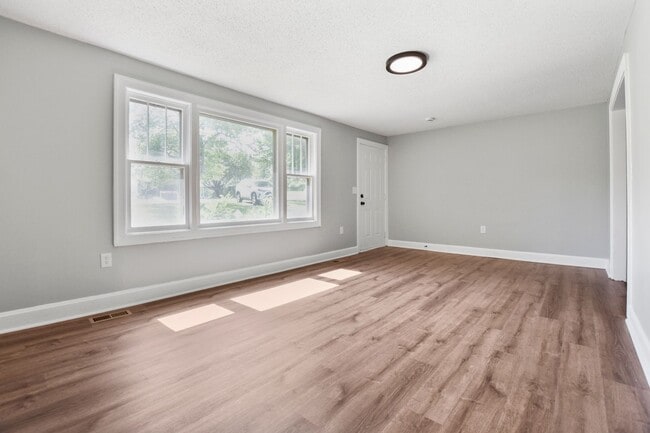 Photo - Pet Friendly Two Bedroom!