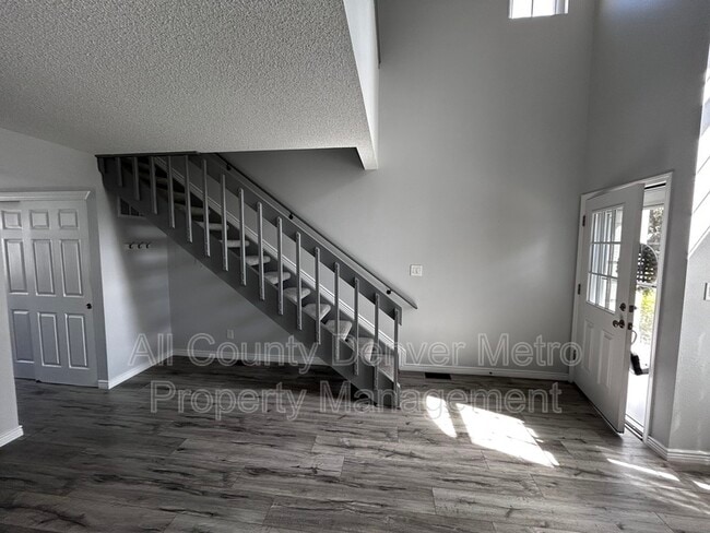 Photo - 7250 Devinney Ct