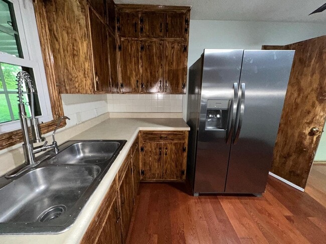 Photo - 1115 S Cottage St