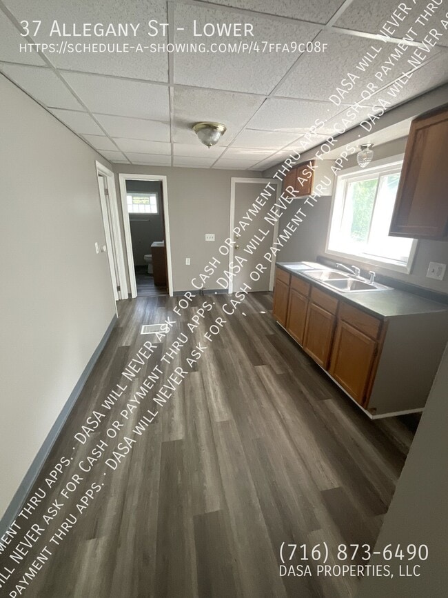 Photo - 37 Allegany St Unit Lower