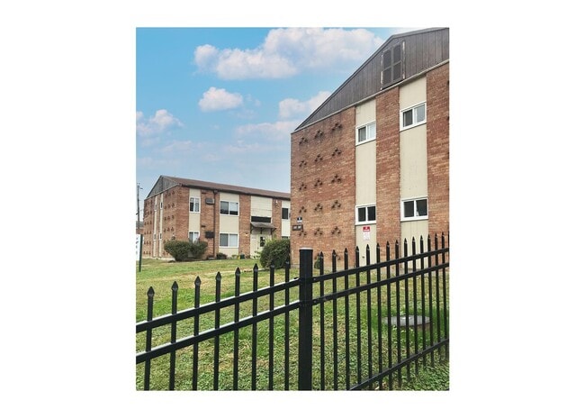 Photo - Beecher Flats