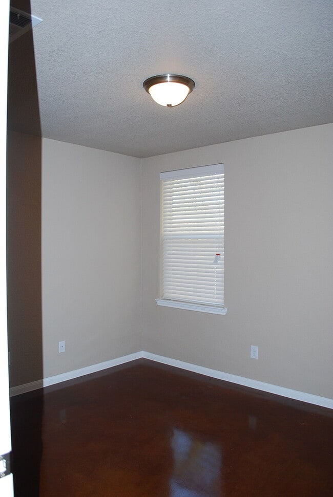 Photo - 1514 Dakota Trce Unit A-STILL OCCUPIED BY RESIDENT