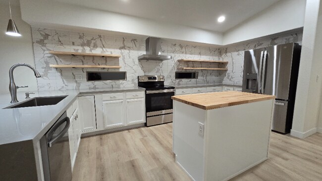 Photo - 7464 W Lone Cactus Dr