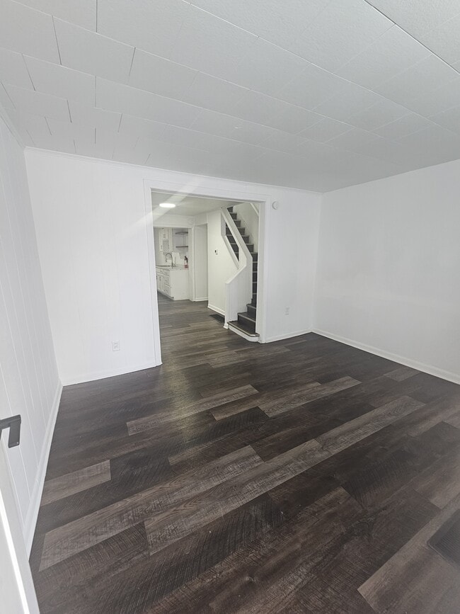 Photo - 330 S 9th St