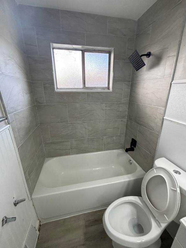 Photo - 4672 Hillside Ave