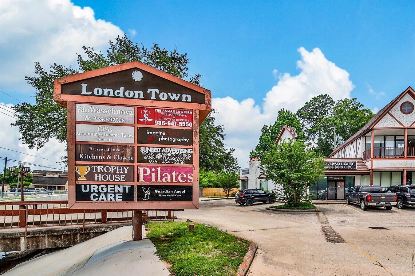 Photo - 804 W Dallas St Unidad 5