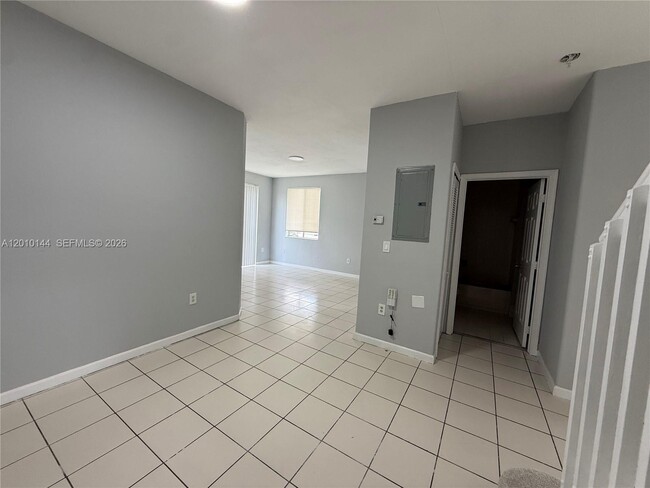 Photo - 2458 SE 15th Pl Unit 341