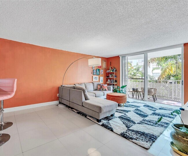 Photo - 488 NW 165th St Unit # B-312