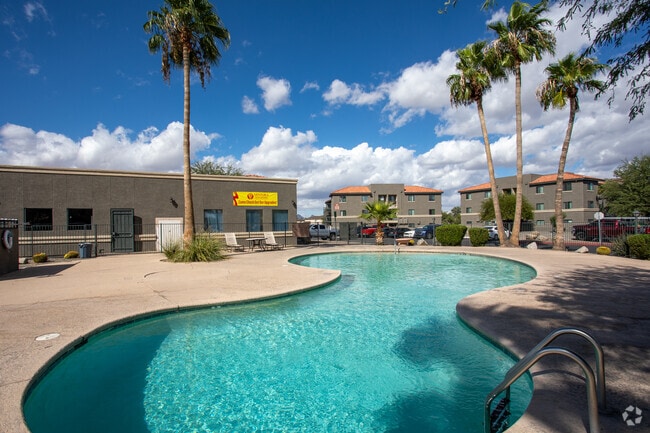 Pool - Ventura Villas