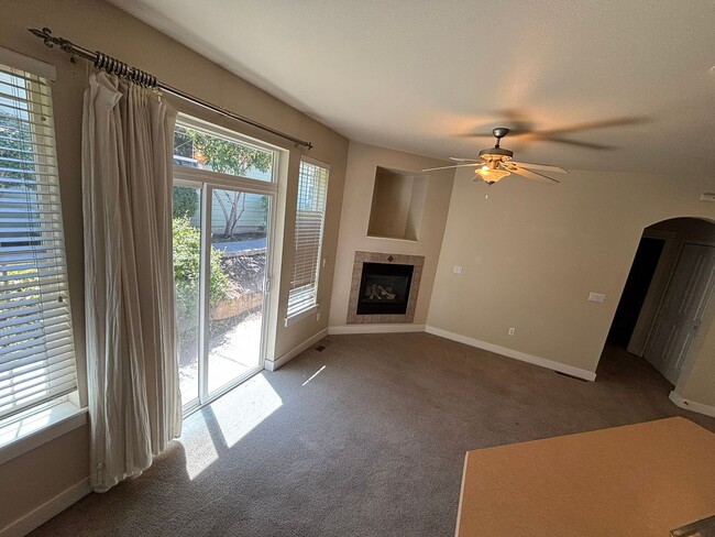 Photo - 1031 NE Watt Way Unit 1