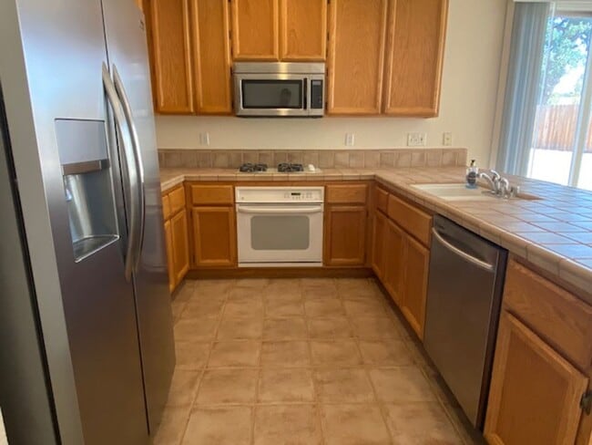 Photo - 216 Shanley Ct
