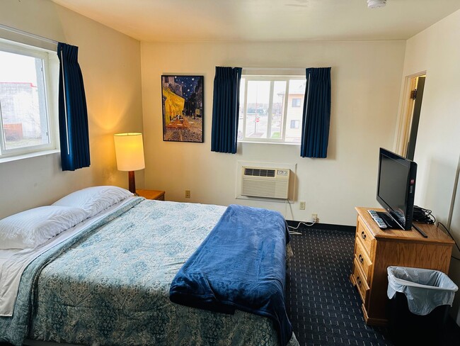 Building Photo - Furnished Studio Near Hospitals with WiFi,... Unit 26 Rental