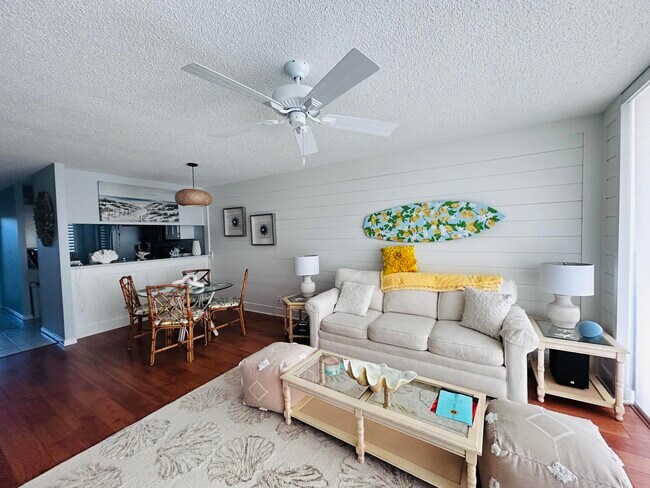 Building Photo - 353 S US Hwy 1 Unit C202