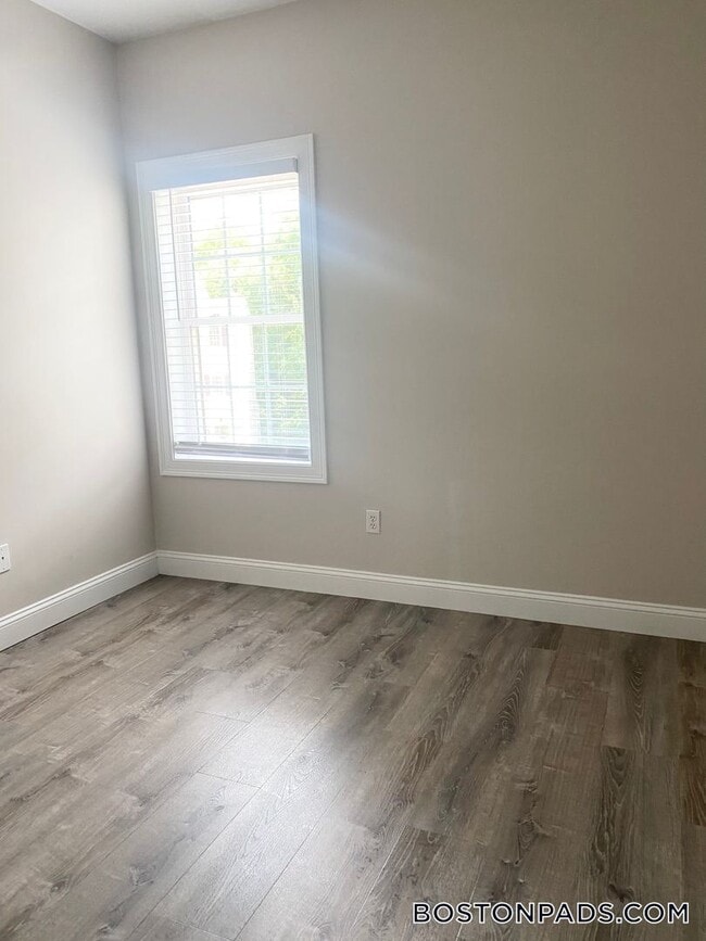 Photo - 4801 N Main St Unidad 215