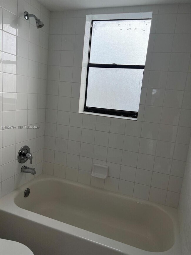 Photo - 500 NE 2nd St Unit 426