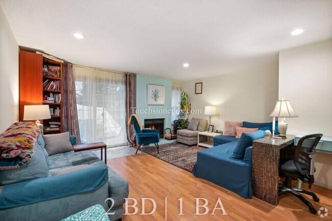 Building Photo - COMING SOON! Beautiful 2BD|1BA Condo in th...