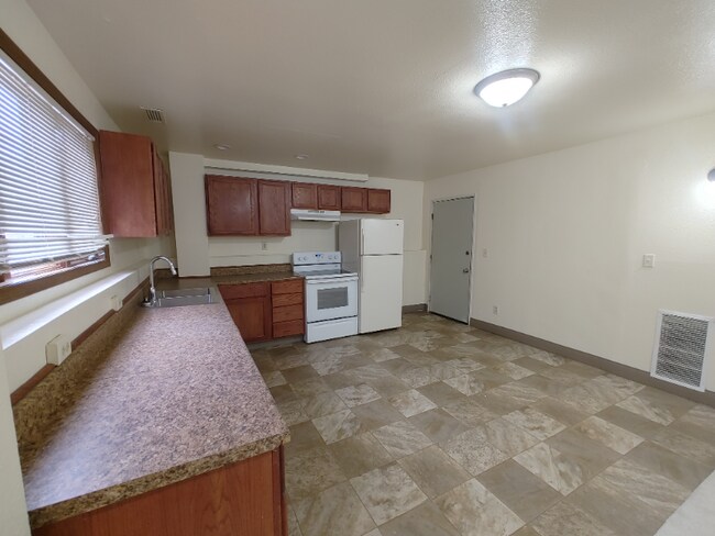 Photo - 506 N 11th St Unidad B