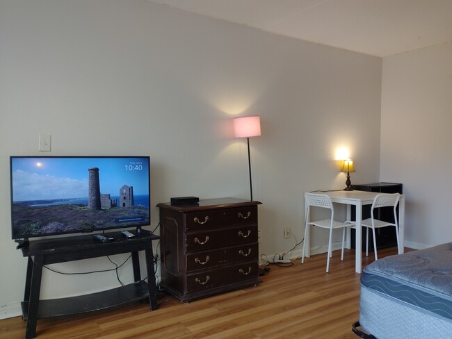 Building Photo - 2506 S Ocean Blvd Unit 3