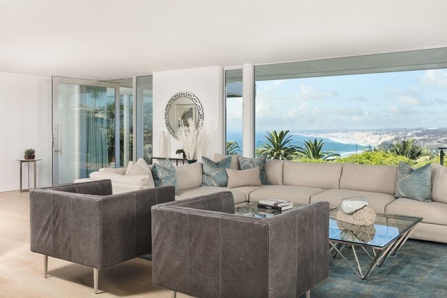 Photo - 7502 Hillside Dr