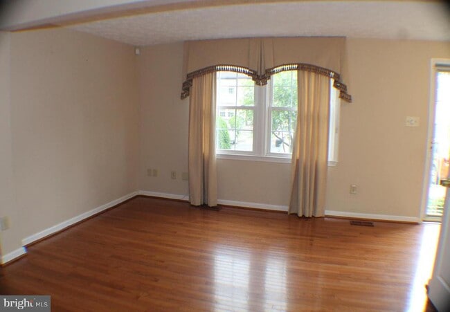 Photo - 8008 Tyson Oaks Cir